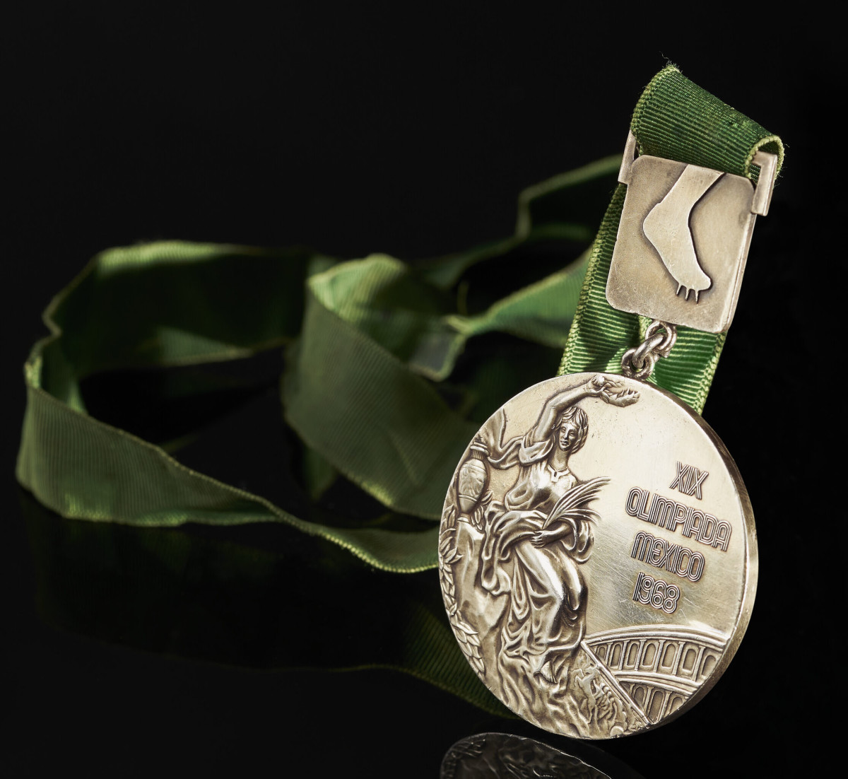 Christie's Bob Beamon gold medal